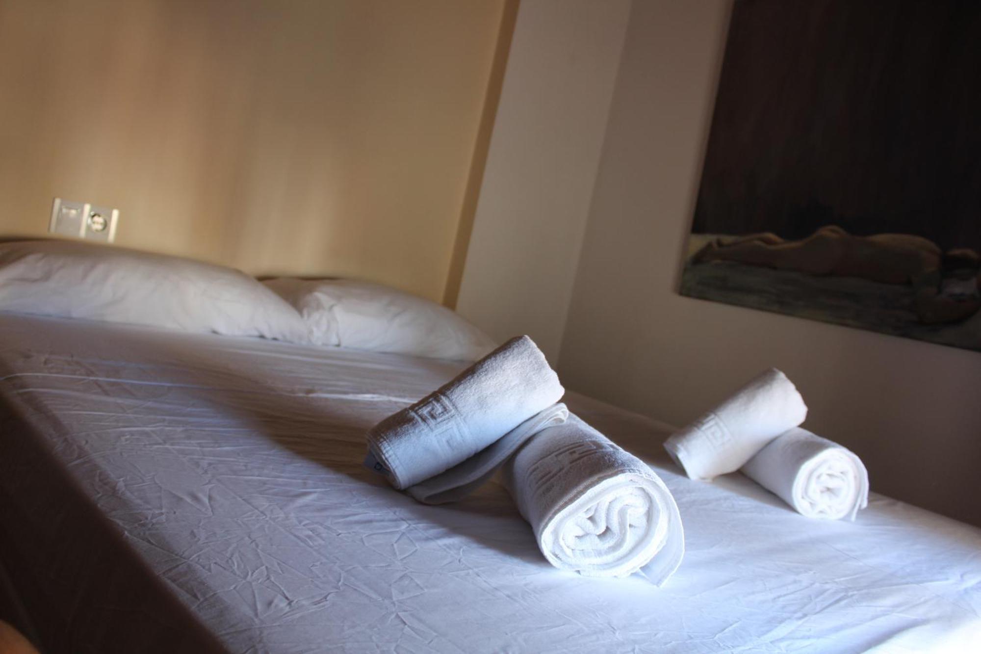 Atico Aires De Gredos Apartment กันเดเลดา ภายนอก รูปภาพ